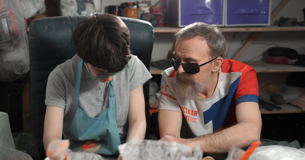 Помогаем тем, для кого работа — это спасение