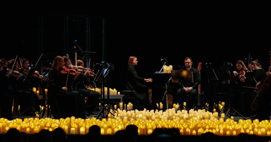 Мерцание тысячи свечей и сотен улыбок: как прошла грандиозная вечеринка в честь 10-летия Хантфлоу