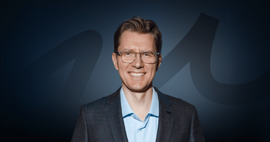 Основатель и СТО Хантфлоу Виталий Глибин расскажет, как HR использовать ИИ, чтобы не обречь бизнес на провал